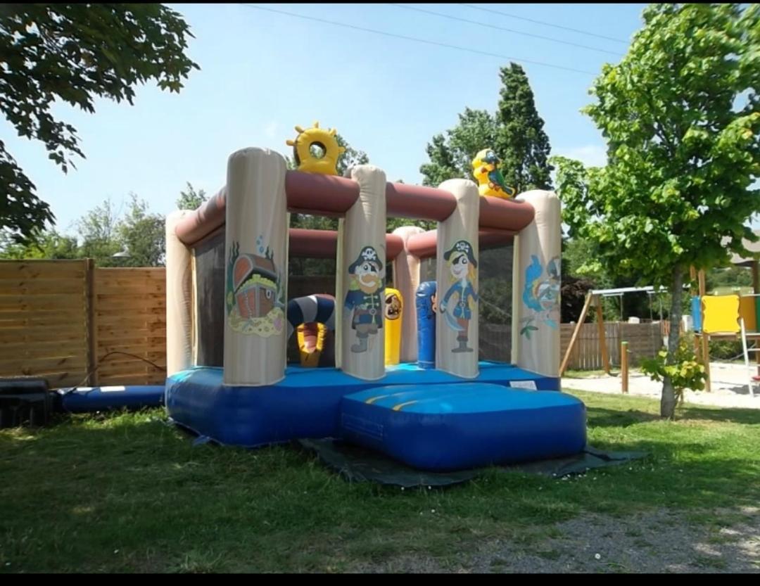 Mobil-Home Le Petit Paradis Vendeen Camping 3 Etoiles 7Km Des Plages Avrillé Eksteriør billede