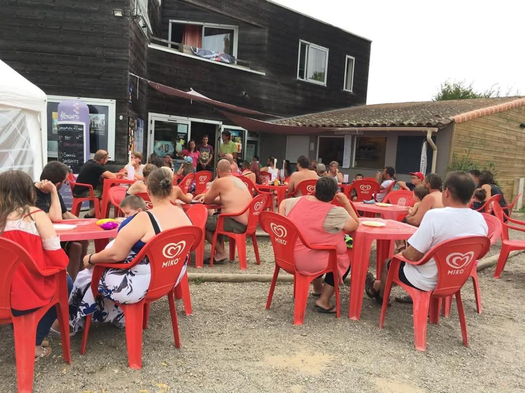 Mobil-Home Le Petit Paradis Vendeen Camping 3 Etoiles 7Km Des Plages Avrillé Eksteriør billede